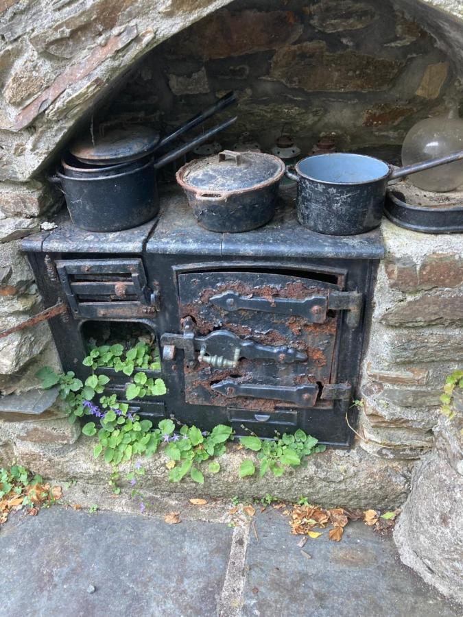 Apartamento The Granary At Bissick Old Mill Truro Exterior foto