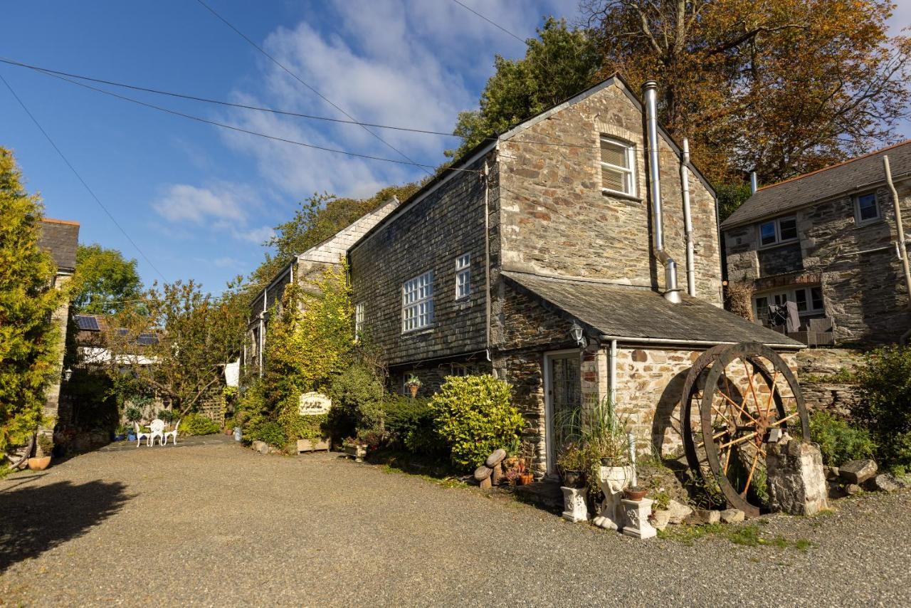 Apartamento The Granary At Bissick Old Mill Truro Exterior foto